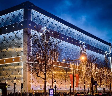 hotel louis vuitton champs elysee|Louis Vuitton champs elysees news.